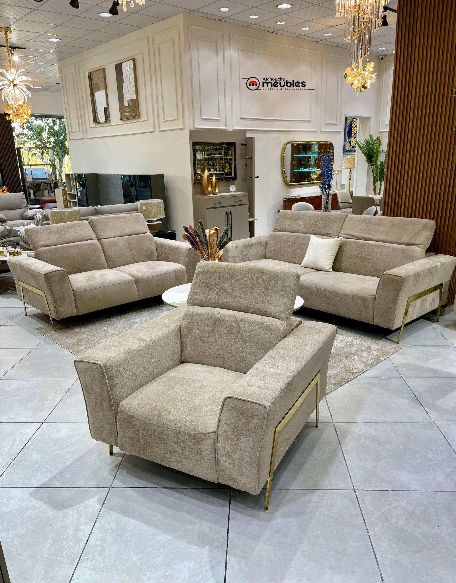 elizabeth luna beige